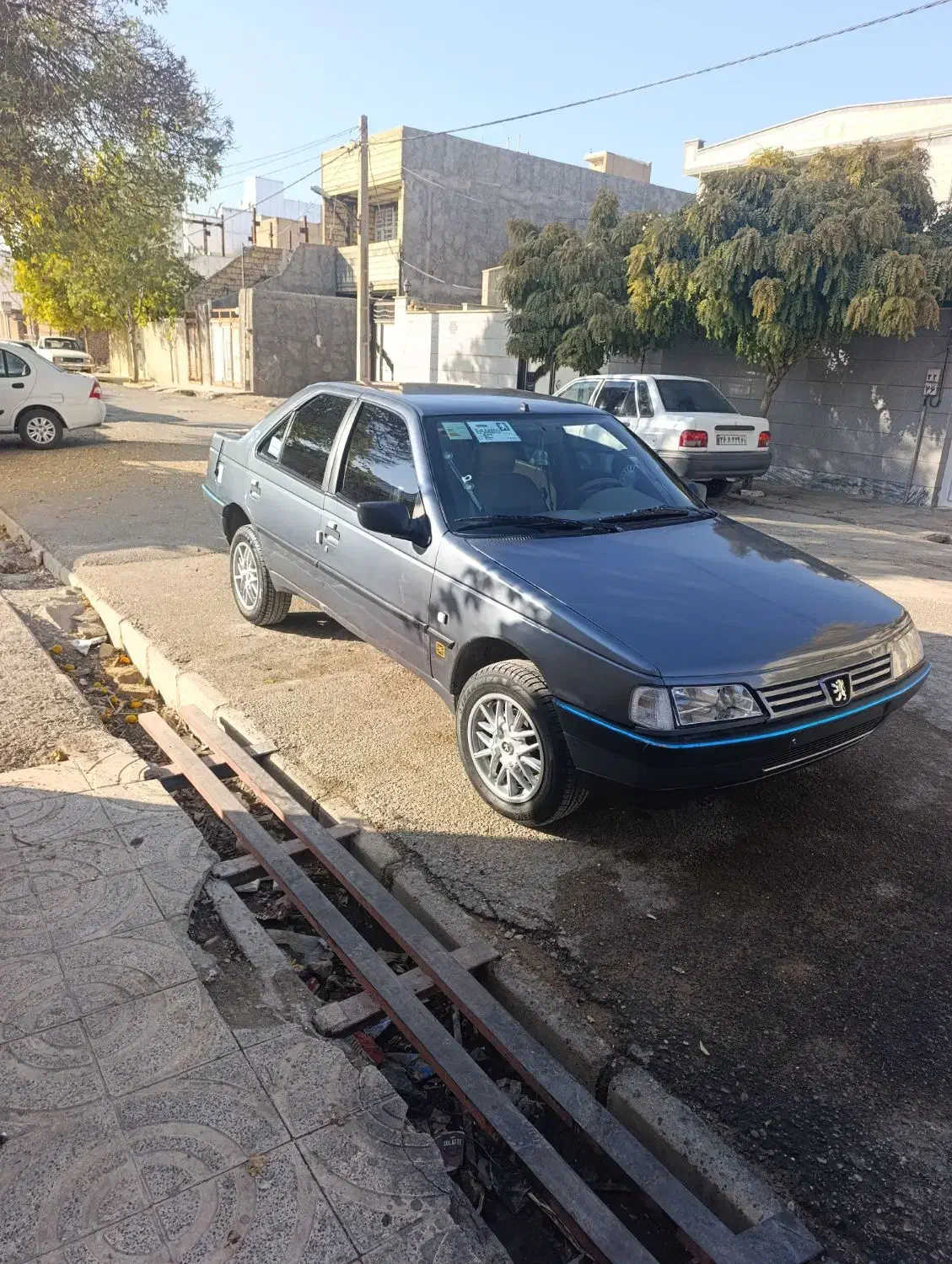 پژو 405 مدل 94|خودرو سواری و وانت|کوهدشت, |دیوار