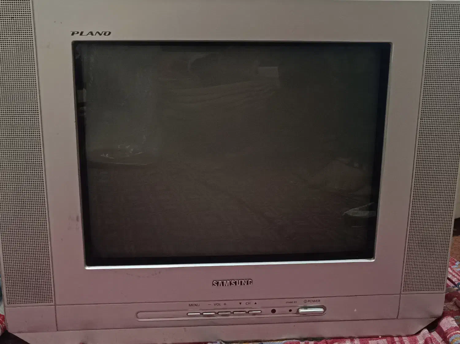 تلویزیون ۲۱  و ۱۴ اینچ|تلویزیون و پروژکتور|خورموج, |دیوار