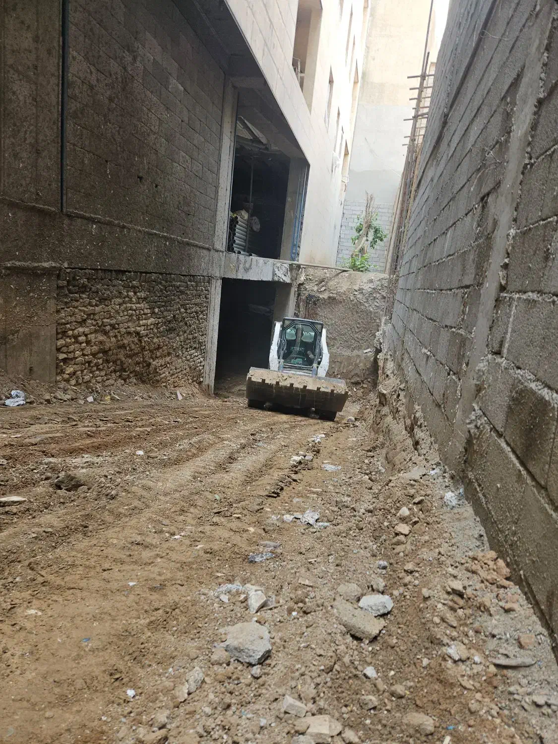 تخریب و خاکبرداری|مصالح و تجهیزات ساختمان|تهران, مشیریه|دیوار