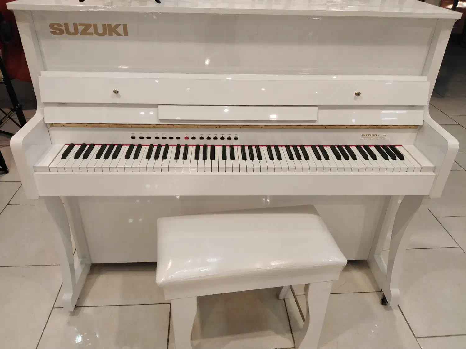 پیانو سوزوکی اقساطی|پیانو، کیبورد، آکاردئون|آمل, |دیوار