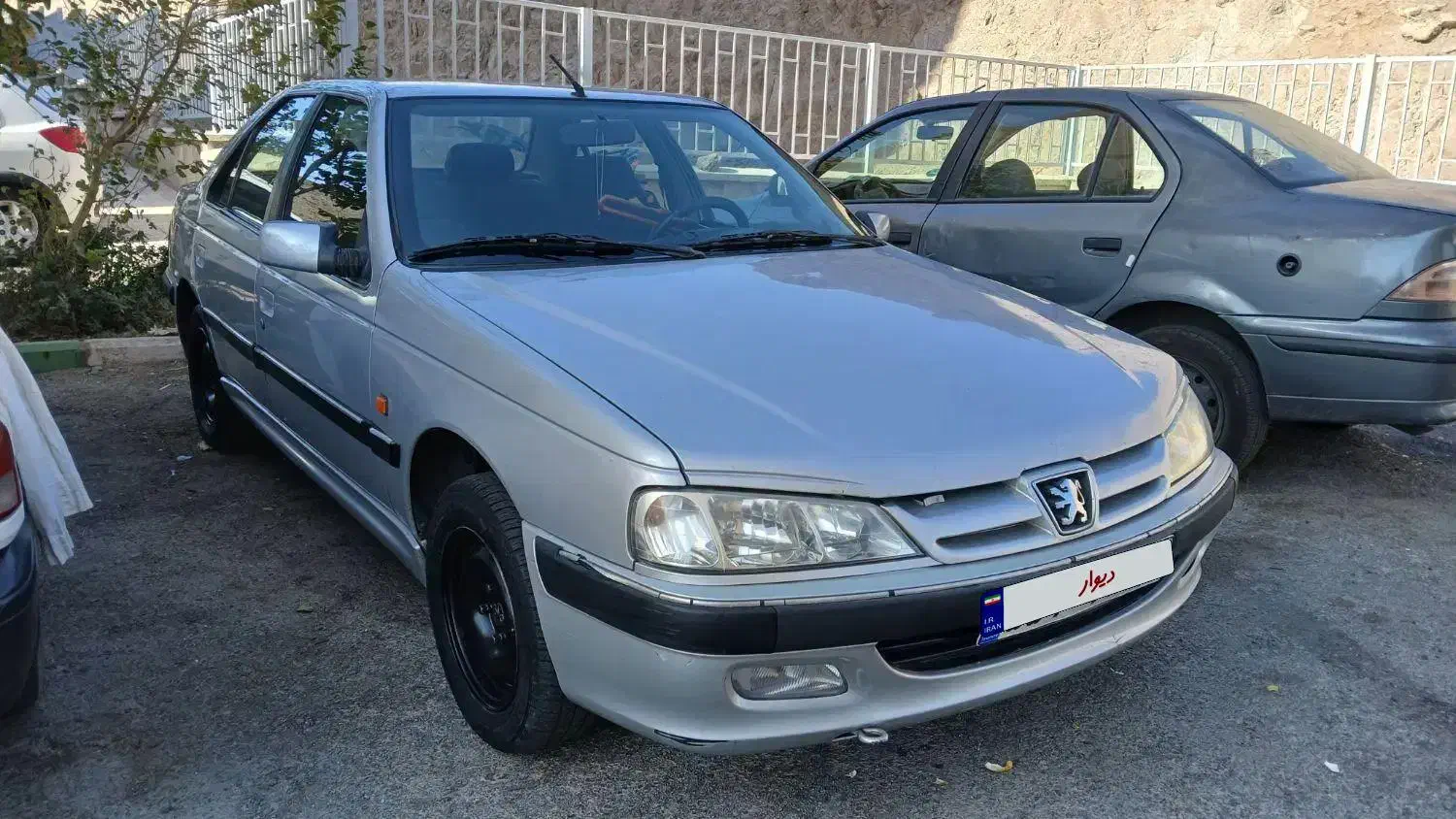 پرشیا نقره ای مدل 1385|خودرو سواری و وانت|پرند, فاز ۶|دیوار