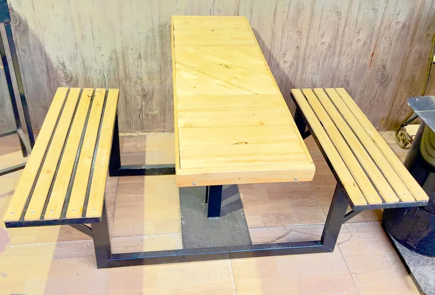 میز و صندلی،منقل|میز و صندلی غذاخوری|ساری, |دیوار