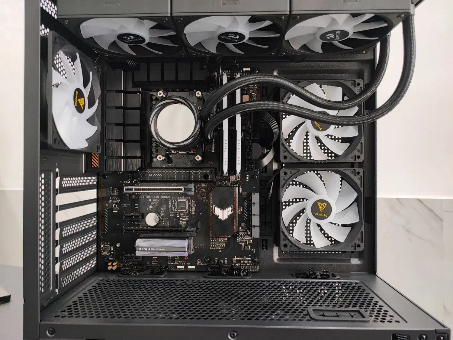 کیس گیمینگ|رایانه رومیزی|مشهد, سناباد|دیوار