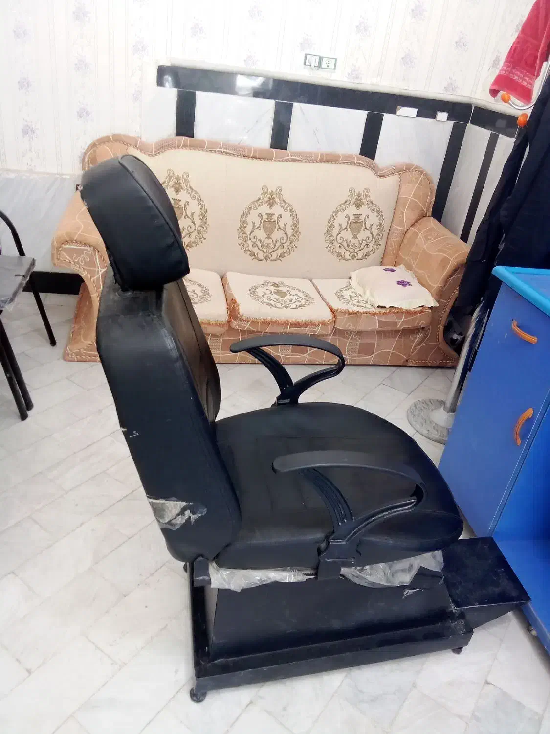 ماشین اصلاح و صندلی اصلاح|آرایشگاه و سالن‌های زیبایی|میاندوآب, |دیوار