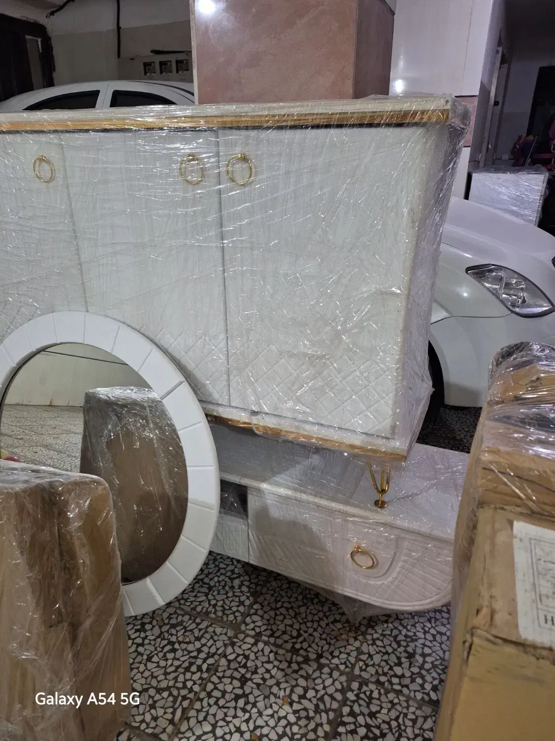 میز تی وی با ایینه کنسول در حد نو|میز تلویزیون|الوند, |دیوار