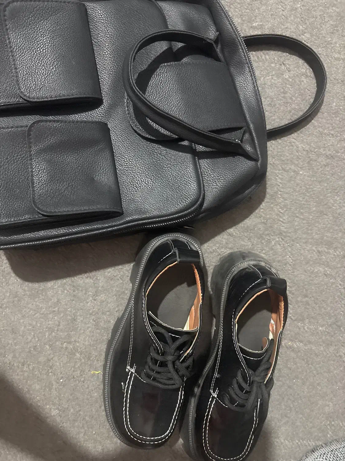 کیف و کفش ست چرم|کیف، کفش، کمربند|صدرا-فارس, فاز ۱|دیوار