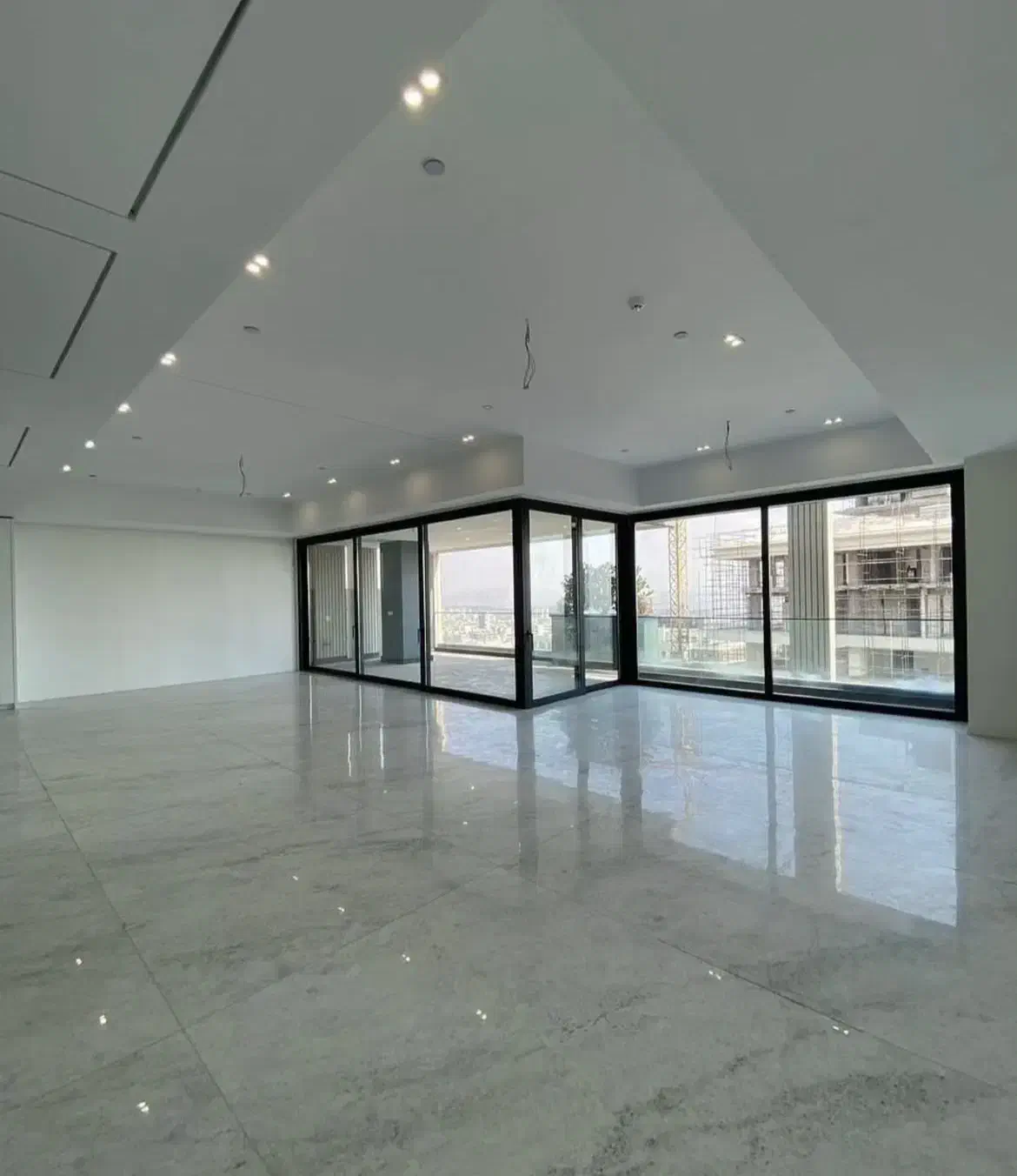 اجاره ۲۷۰ متر / مدرن / تاپ لوکیشن|اجارهٔ آپارتمان|تهران, فرمانیه|دیوار