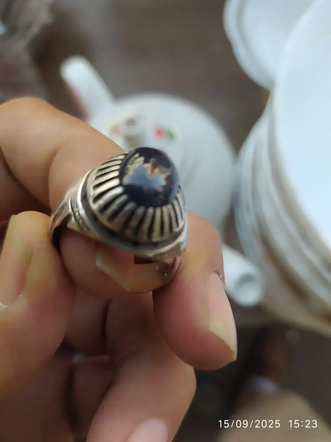 یک عدد انگشتر یاقوت کهنه اصل|جواهرات|آفتاب, |دیوار