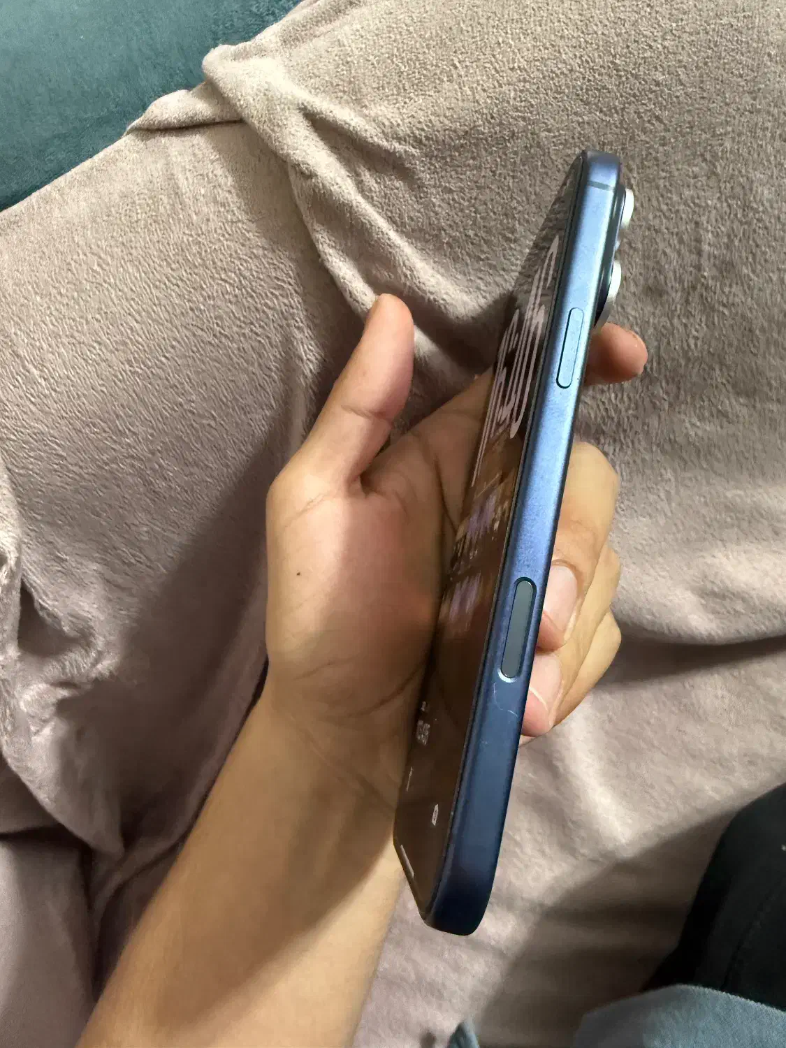 ایفون ۱۷ پرومکس ۲۵۶ CH رجیستر شده رنگ آبی|موبایل|اصفهان, وحید|دیوار