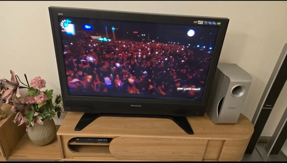 تلویزیون ۴۳ اینچ پاناسونیک پلاسما|تلویزیون و پروژکتور|تهران, سعادتآباد|دیوار