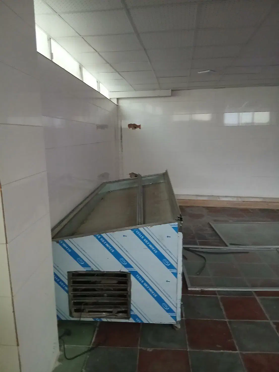 یخچال فروشگاهی بزرگ|فروشگاه و مغازه|فارسان, |دیوار