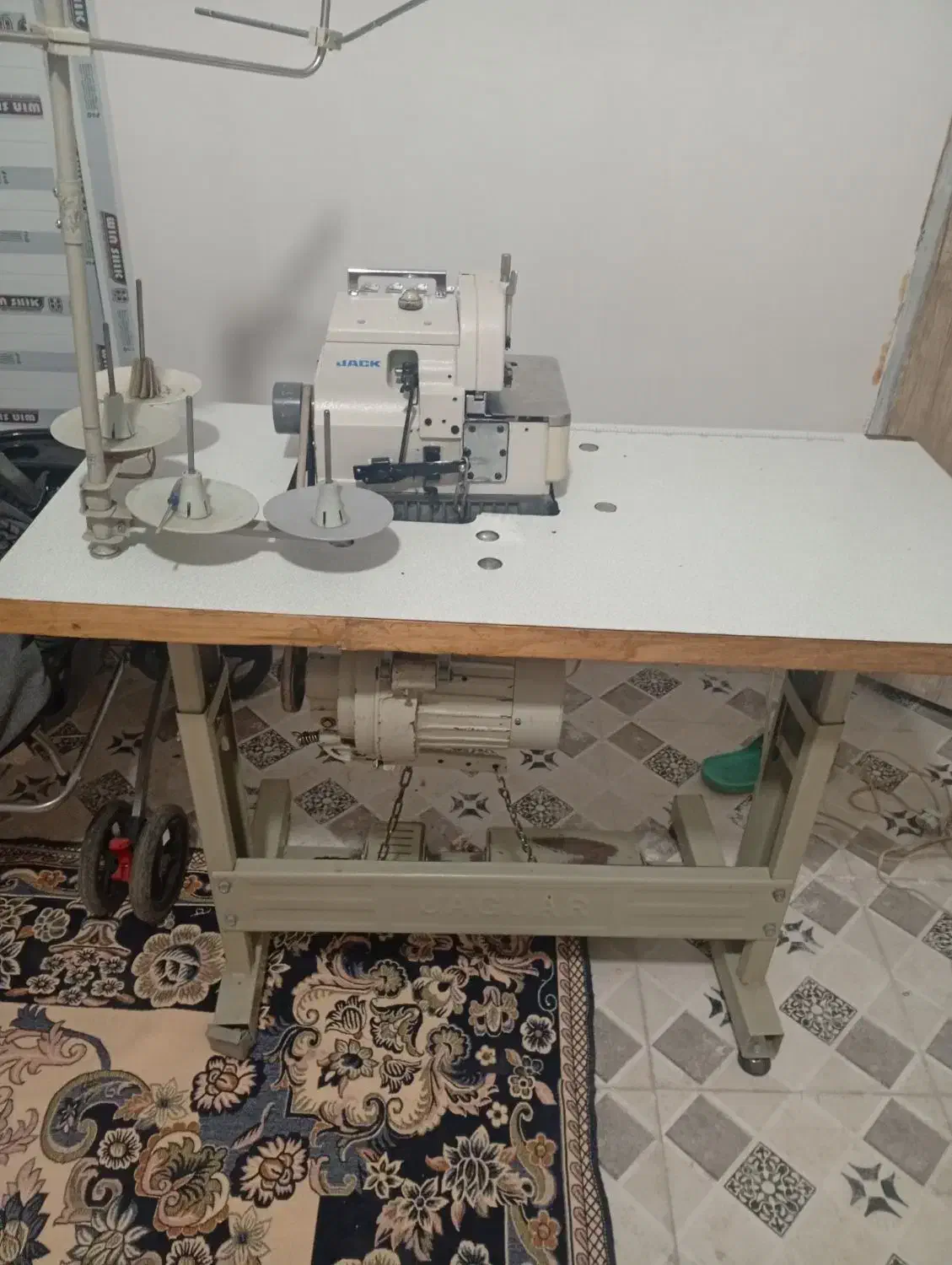 زیگزال 5 نخ جک|چرخ خیاطی و ریسندگی|رباطکریم, رباطکریم|دیوار