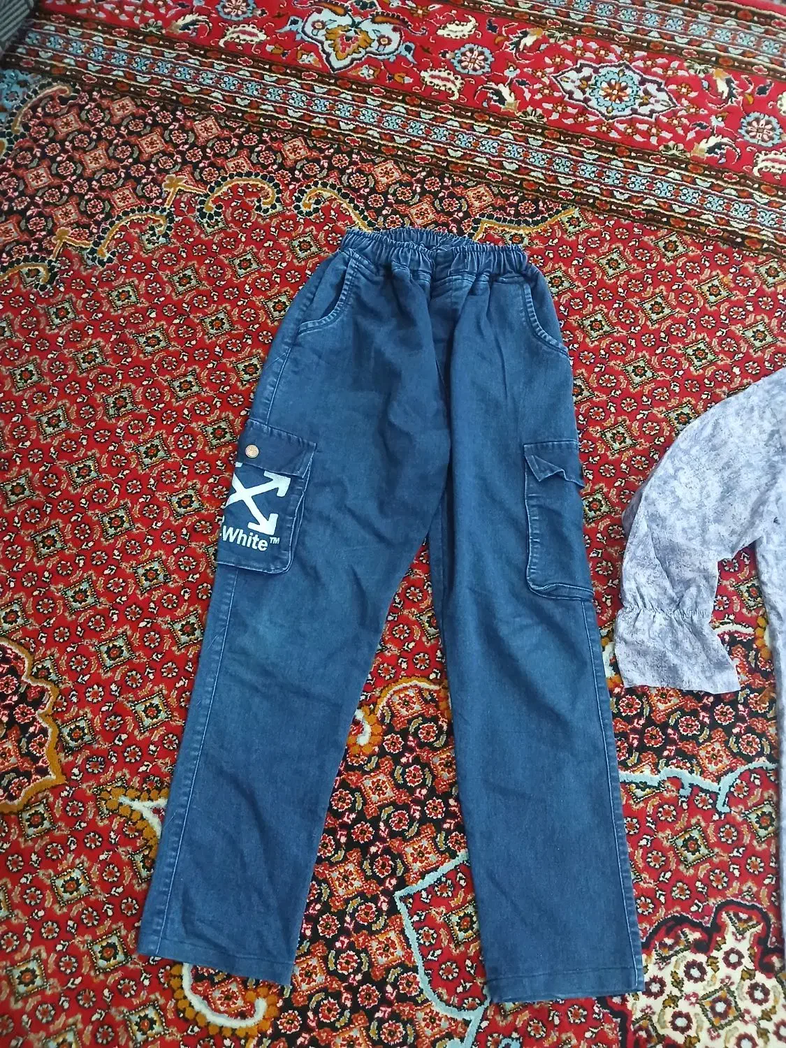 لباس زنانه|لباس|صفادشت, |دیوار