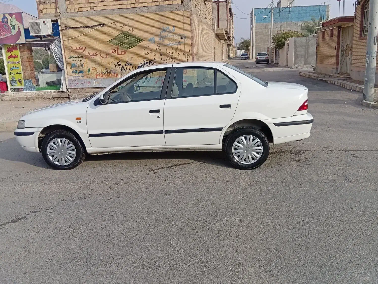 ماشین بسیار تمیز درحد صفر بدون کوچیک ترین عیب|خودرو سواری و وانت|حاجی آباد, |دیوار