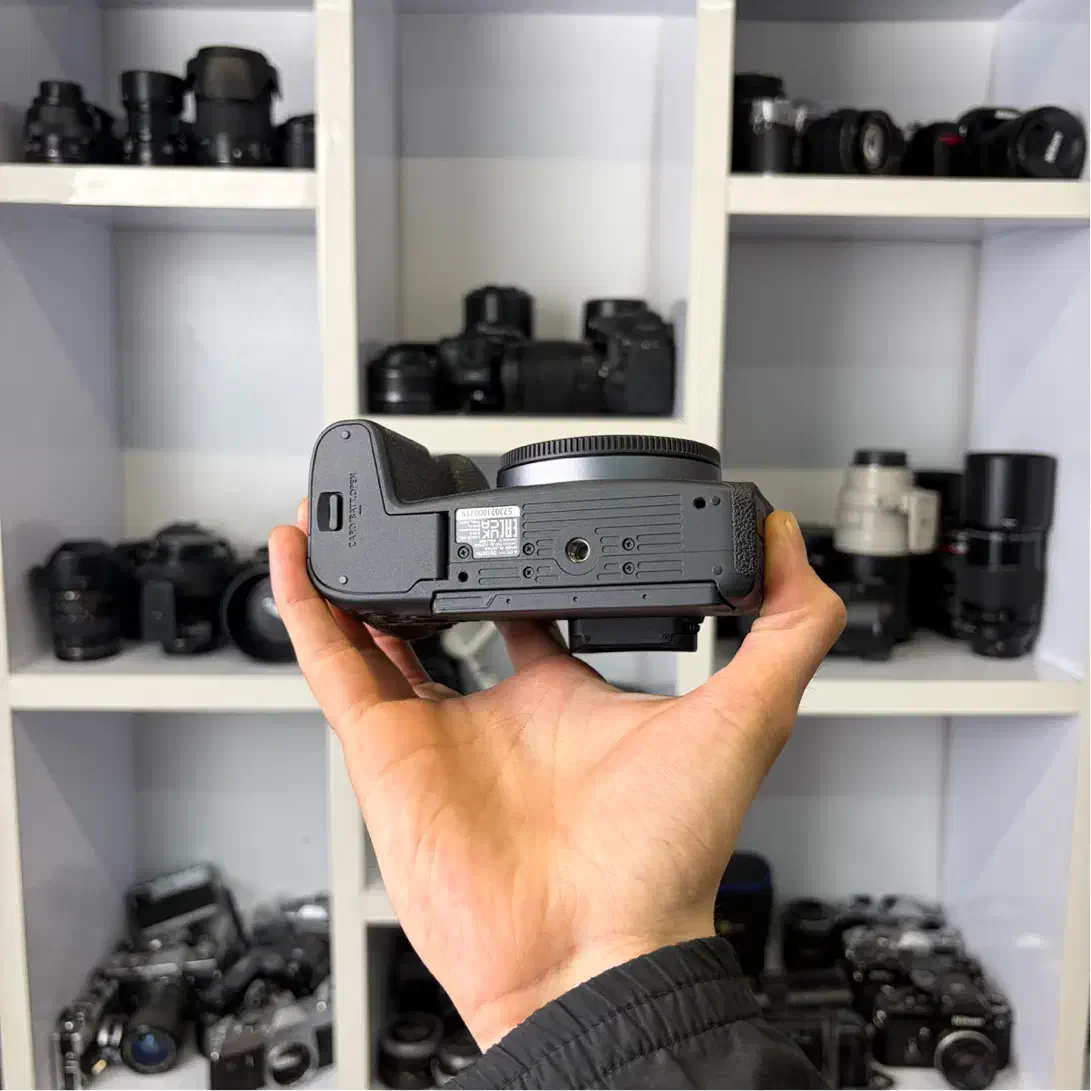 Canon EOS RP|دوربین عکاسی و فیلمبرداری|تهران, فردوسی|دیوار