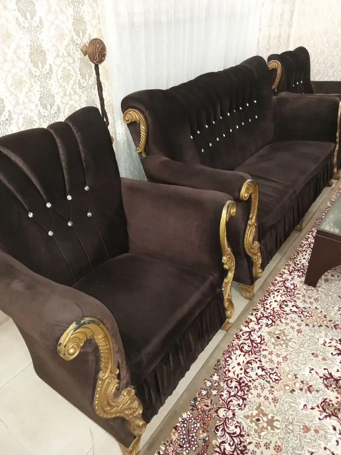 مبل‌۷نفر|مبلمان خانگی و میز عسلی|رشت, لاکانی|دیوار