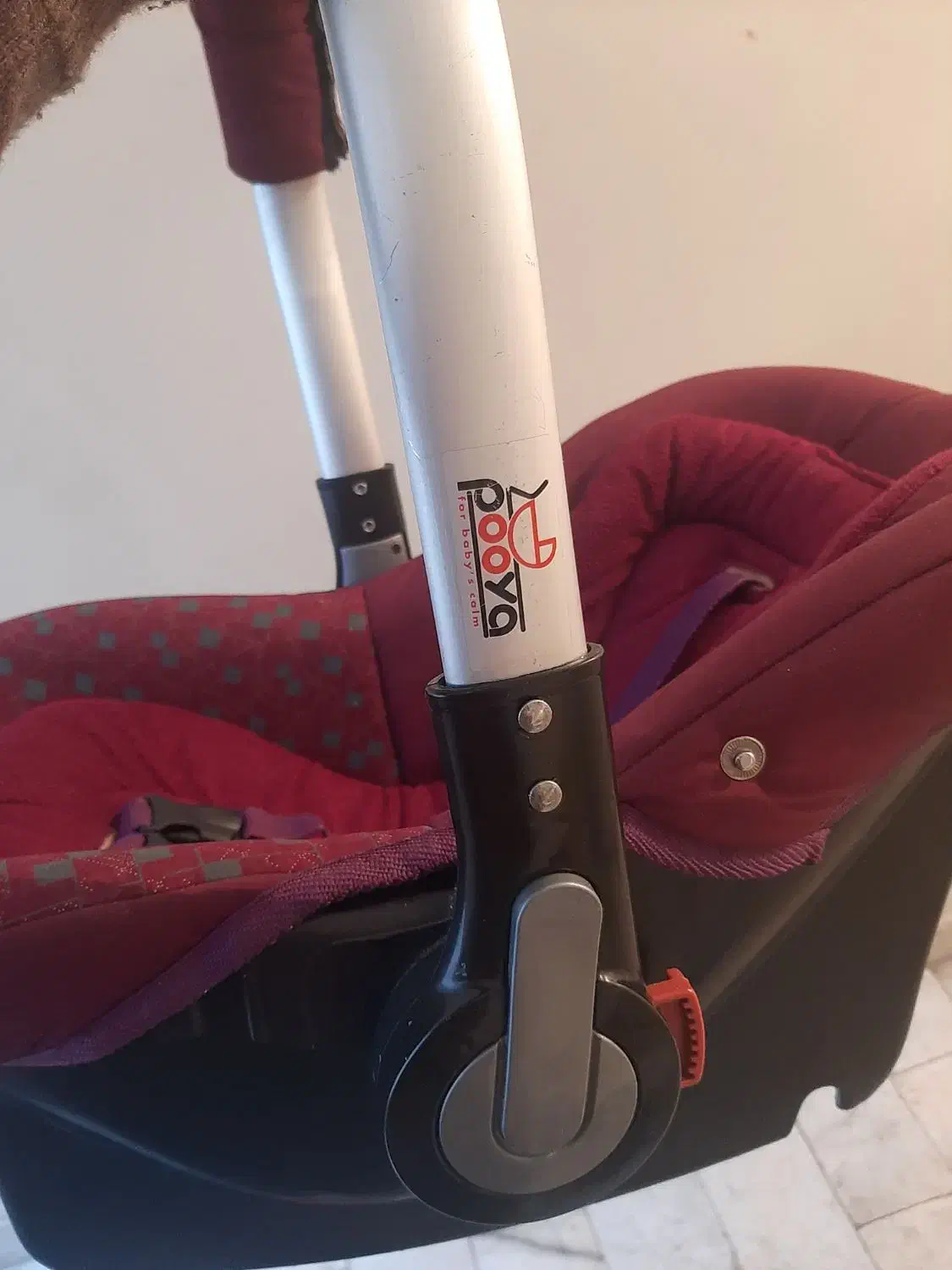 کریر|کالسکه و لوازم جانبی|تبریز, |دیوار