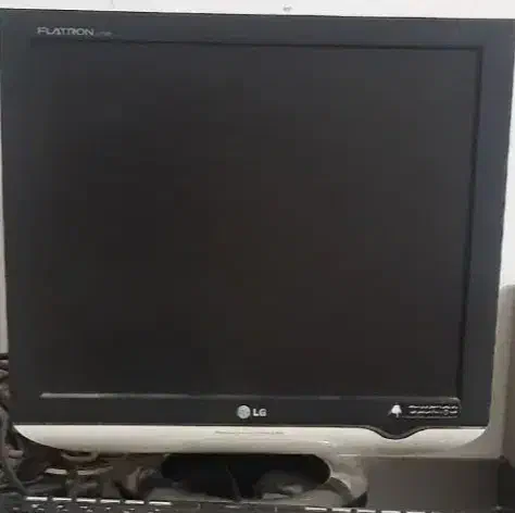 مانیتور درانواع مختلف|قطعات و لوازم جانبی رایانه|مشهد, چهنو|دیوار