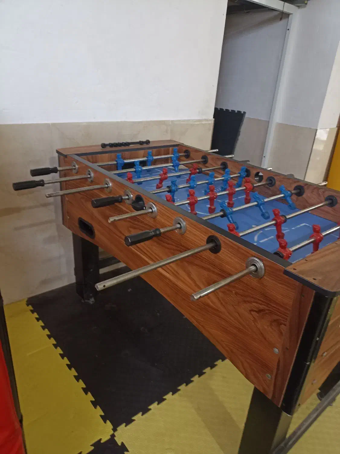 فوتبال دستی|ورزش‌های توپی|تالش, تالش|دیوار