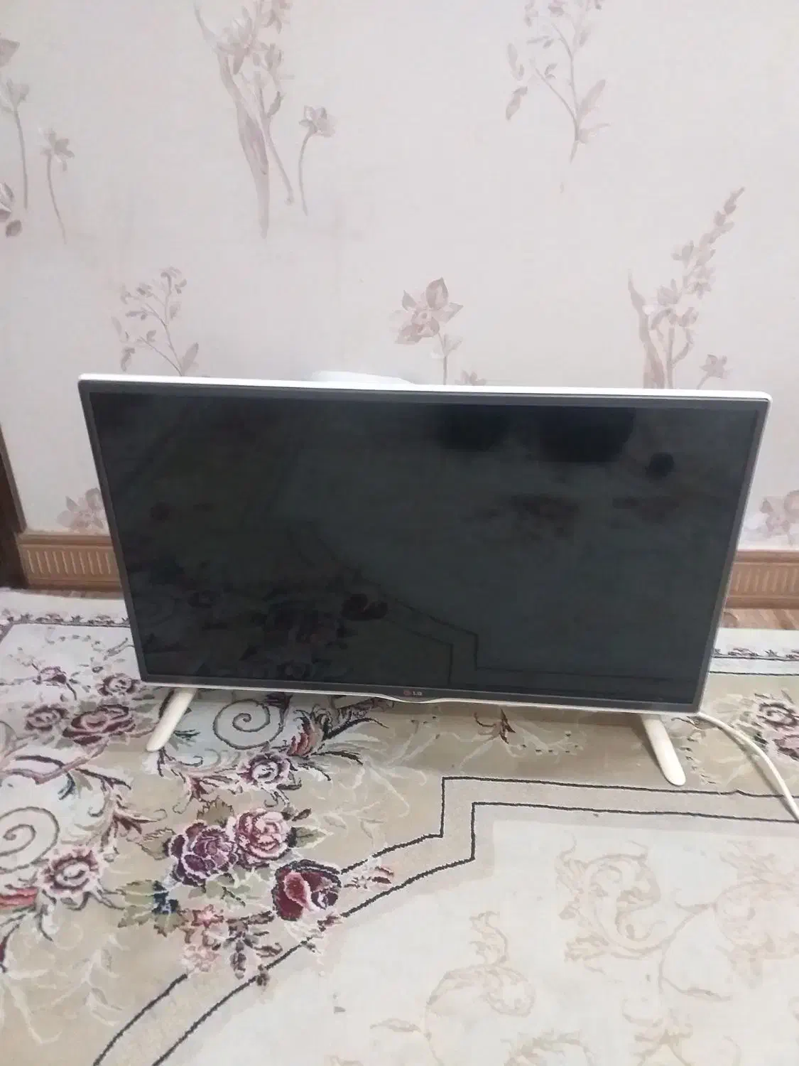 تلویزیون الجی ۳۲ اینچ LG|تلویزیون و پروژکتور|فردیس, شهرک سپاه|دیوار