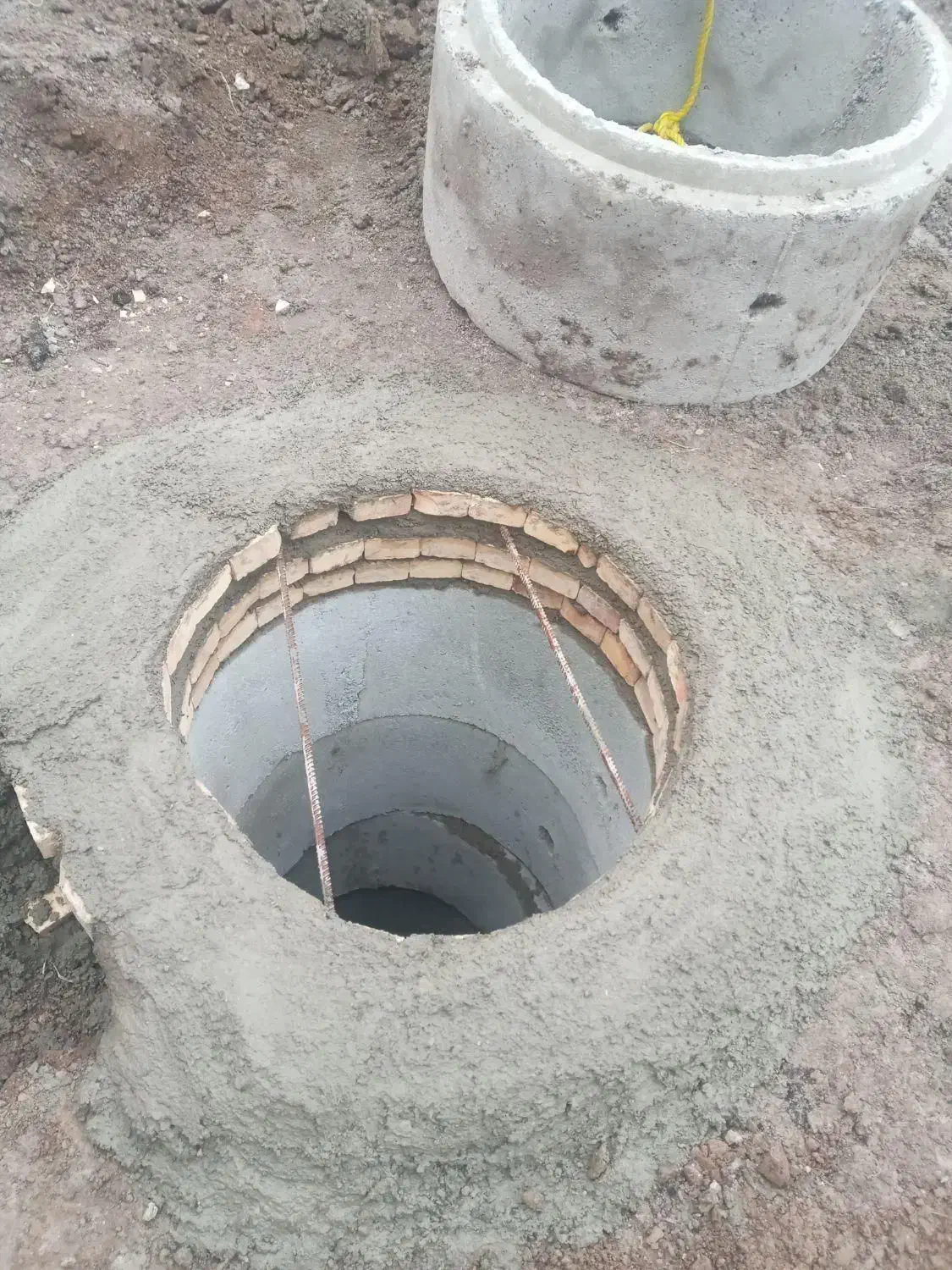 حفر چاه و تخریب|خدمات پیشه و مهارت|خوی, |دیوار