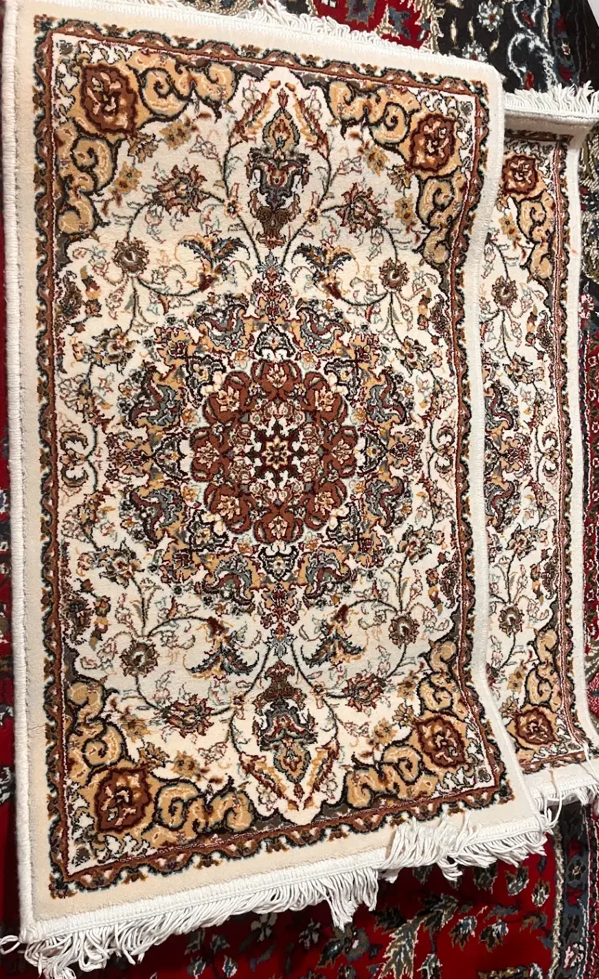 پادری فرشی|پادری|کرج, حصارک پایین|دیوار