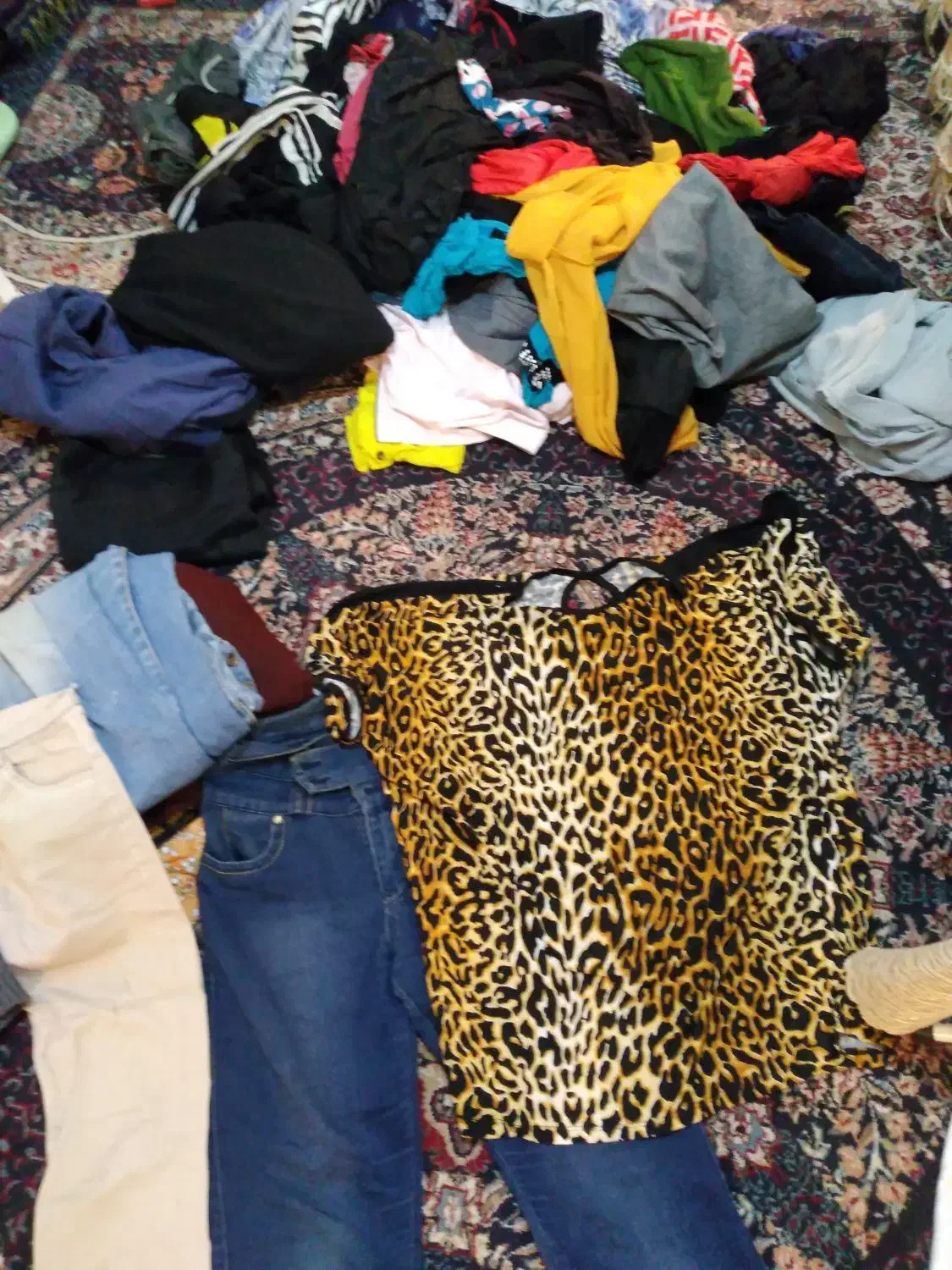 ۳‌کیسه‌لباس‌|لباس|نیشابور, مازول|دیوار