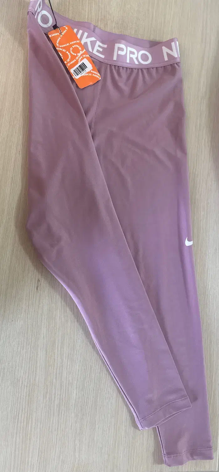 لگ ورزشی nike pro|لباس|شیراز, فرهنگ شهر|دیوار