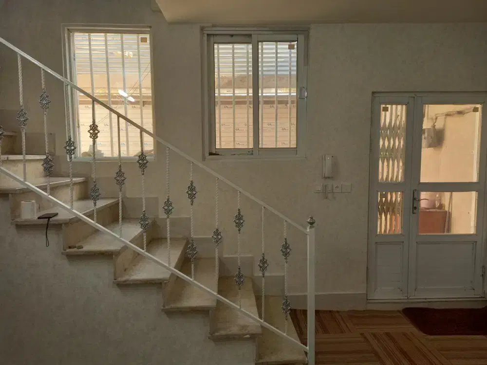 فروش خانه ویلا دوبلکس زیربنا 100مترفدائیان اسلام|فروش خانه و ویلا|مشهد, هفده شهریور|دیوار