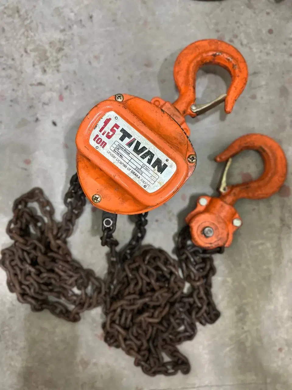 جرثقیل ۱/۵ تن سقفی تیوان|ماشین‌آلات صنعتی|رشت, دیلمان|دیوار