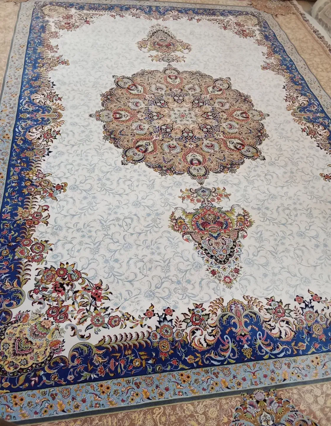 فرش مشهد ۱۲ متری در حد نو|فرش|تهران, بهداشت|دیوار