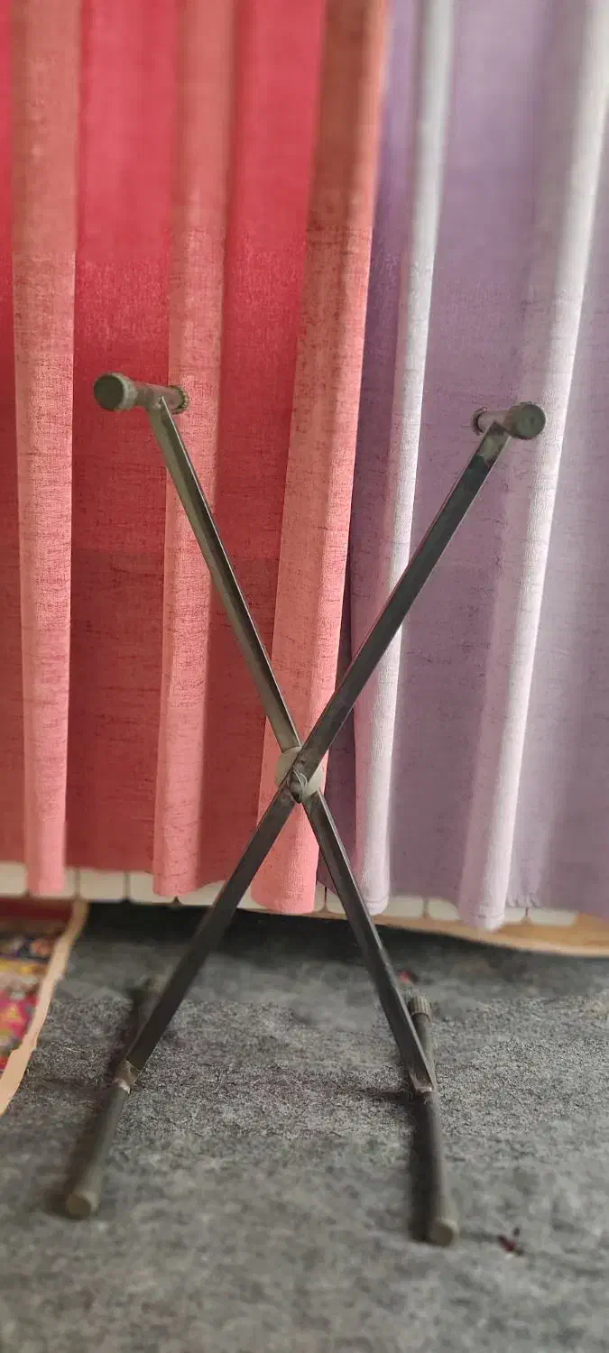 پایه کیبرد(ارگ)|پیانو، کیبورد، آکاردئون|خرمآباد, |دیوار