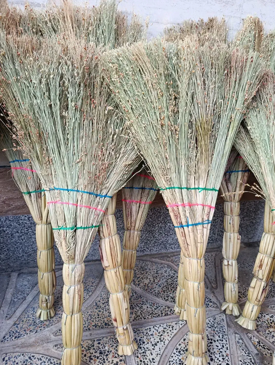 جارو|لوازم نظافت|کوهدشت, |دیوار