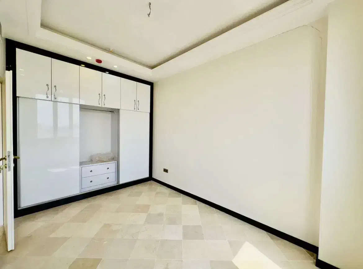 ۱۲۰متر ۲ خواب نوساز فلکه اول تهرانپارس