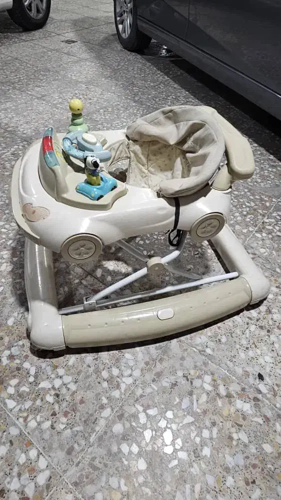 روروئک کودک|اسباب و اثاث بچه|صدرا-فارس, فاز ۱|دیوار