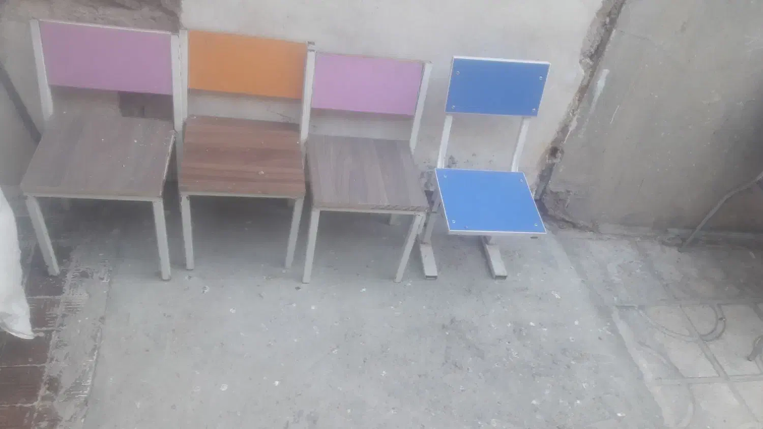 فروشی|صندلی و نیمکت|شیراز, ریاستی|دیوار