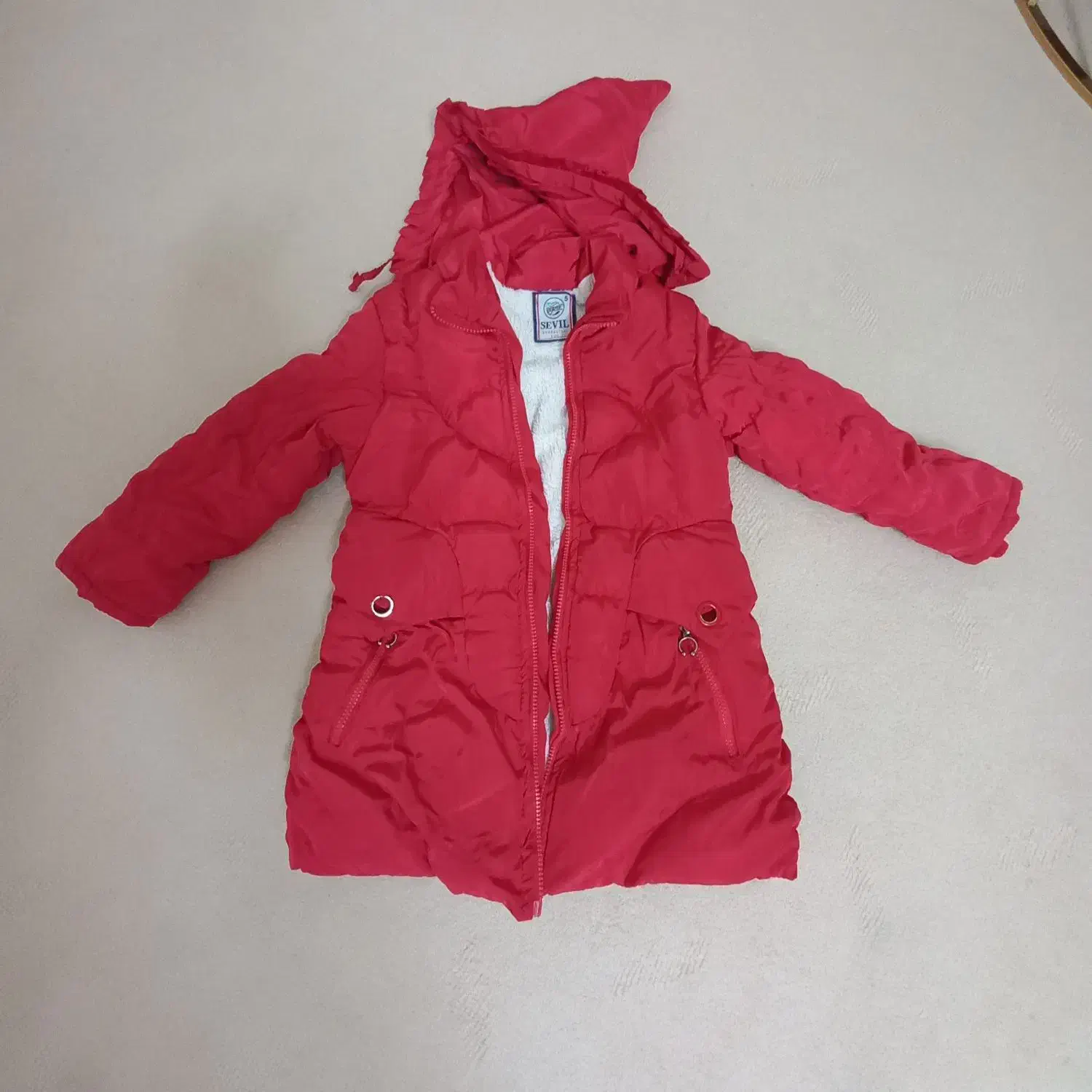 کاپشن|کفش و لباس بچه|مشهد, مصلی (کارمندان اول)|دیوار