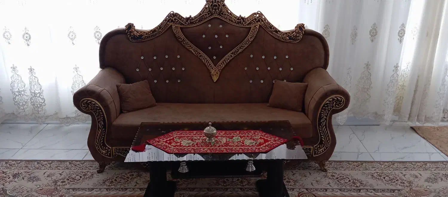 یک دست مبل ۸ نفره|مبلمان خانگی و میز عسلی|تربت‌حیدریه, شهرک ولیعصر|دیوار