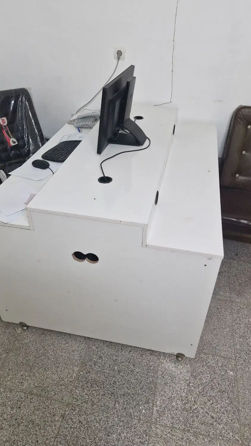 میز پیشخوان|میز تحریر و کامپیوتر|نیشابور, مدرس|دیوار