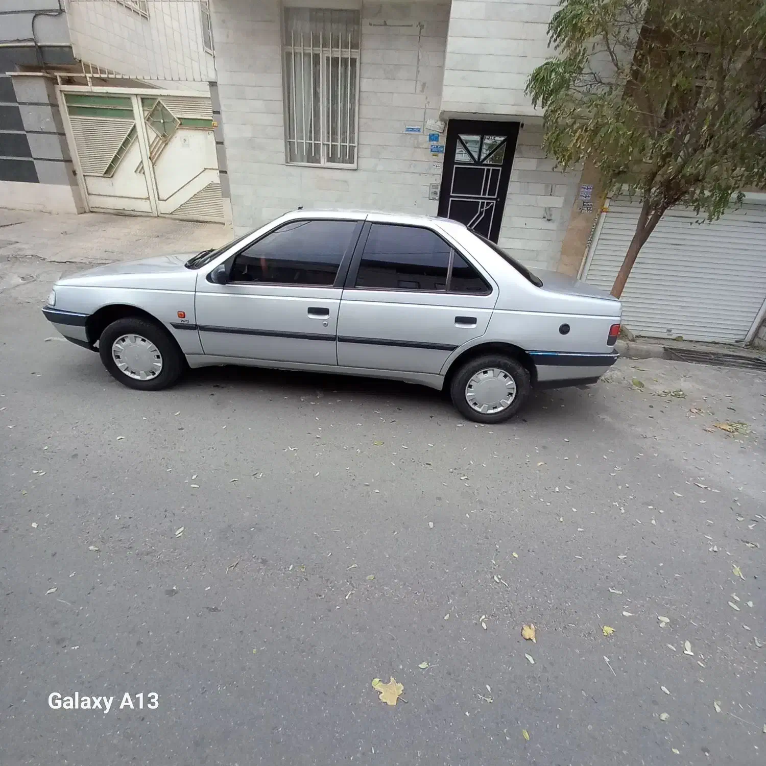 پژو ۴۰۵|خودرو سواری و وانت|کرج, شهرک فهمیده|دیوار