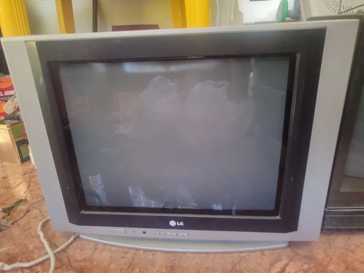 تلویزیون|تلویزیون و پروژکتور|زبرخان, |دیوار