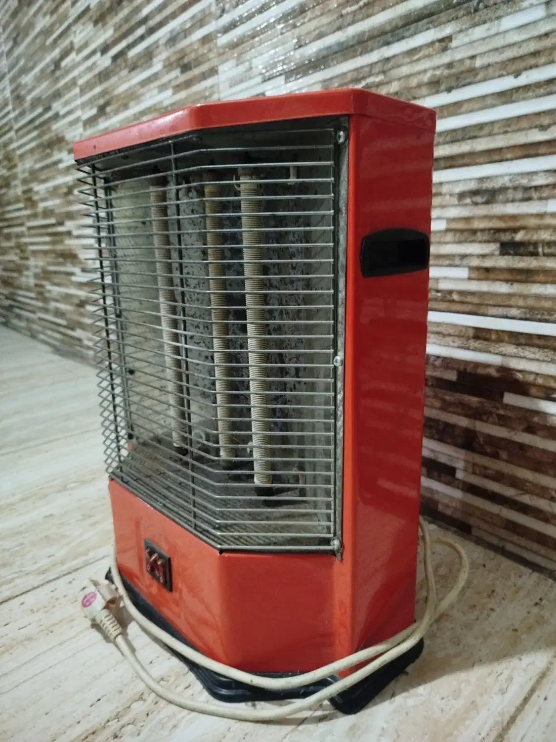 بخاری برقی|بخاری، هیتر، شومینه|کومله, |دیوار