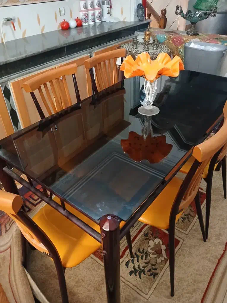 میز ناهار خوری|میز و صندلی غذاخوری|گالیکش, |دیوار