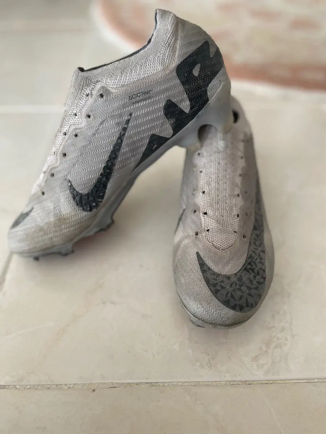 کفش فوتبال نایک Air zoom سایز ۳۸/۳۹|کیف، کفش، کمربند|اصفهان, قلعه طبره|دیوار