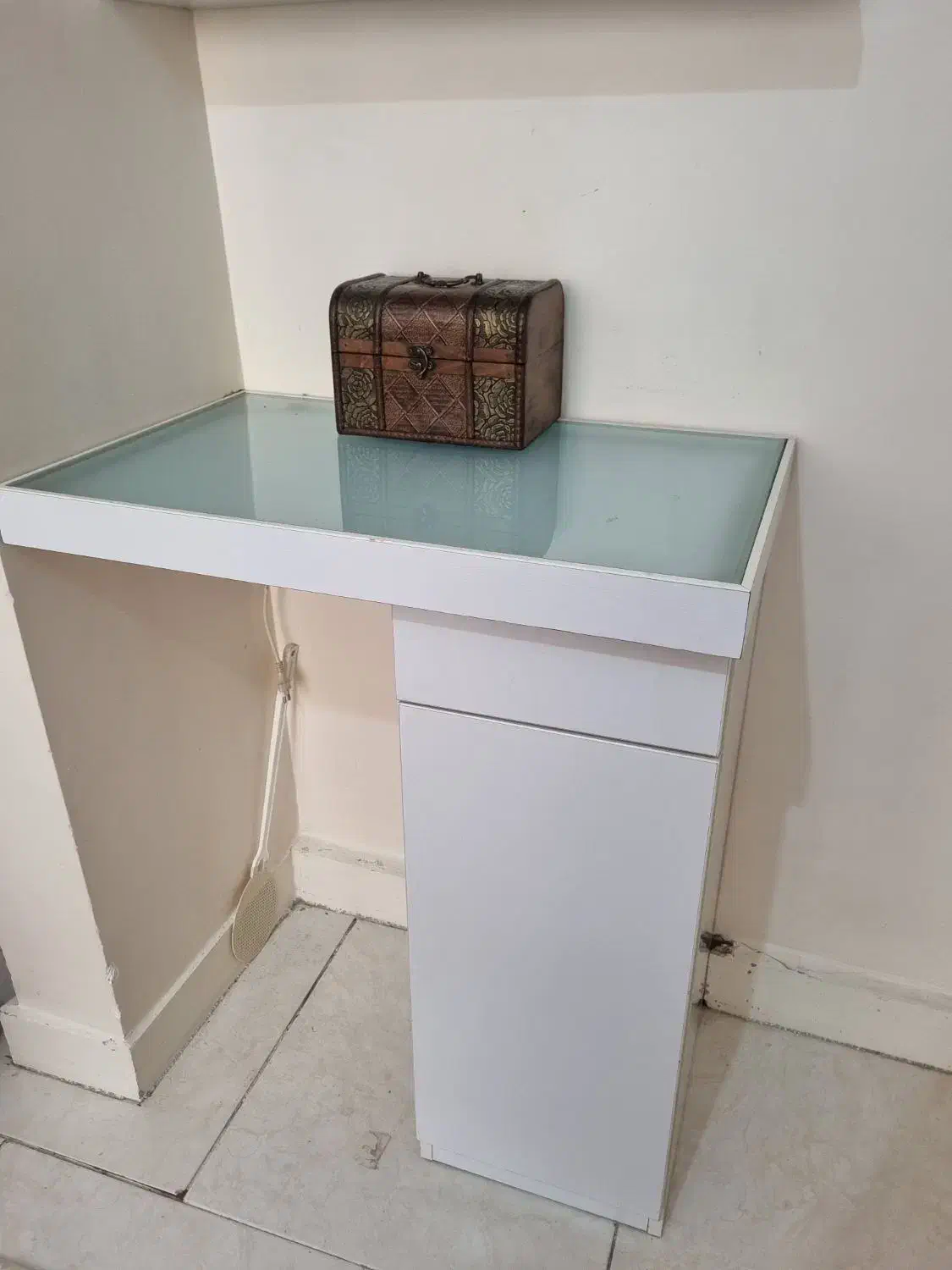 میز تحریر و کمد دیواری|میز تحریر و کامپیوتر|رودهن, |دیوار