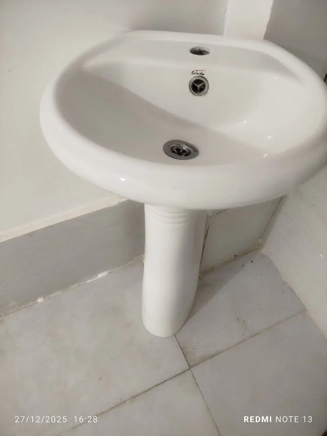 سینک روشوی|لوازم سرویس بهداشتی|زاهدان, |دیوار