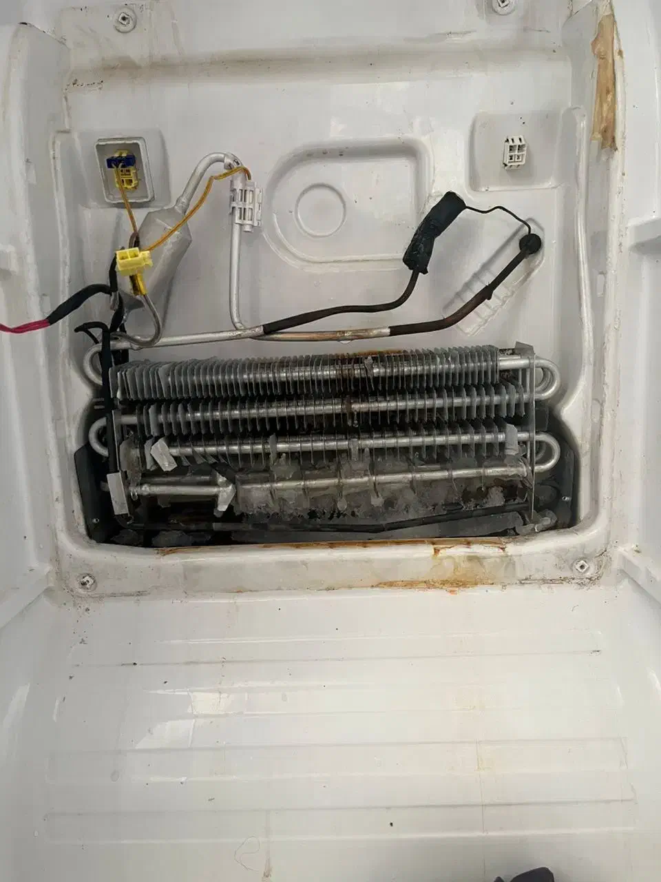 تعمیراتانواعیخچالفریزروسایددر محل باضمانت|خدمات پیشه و مهارت|اصفهان, پروین|دیوار