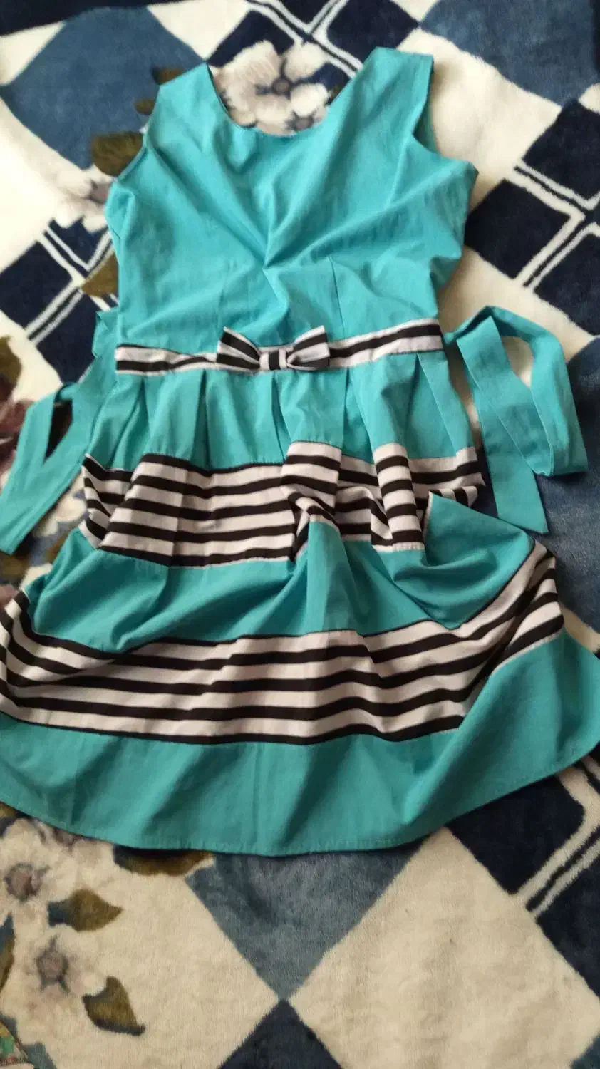 لباس|لباس|مشهد, تربیت (صدف)|دیوار