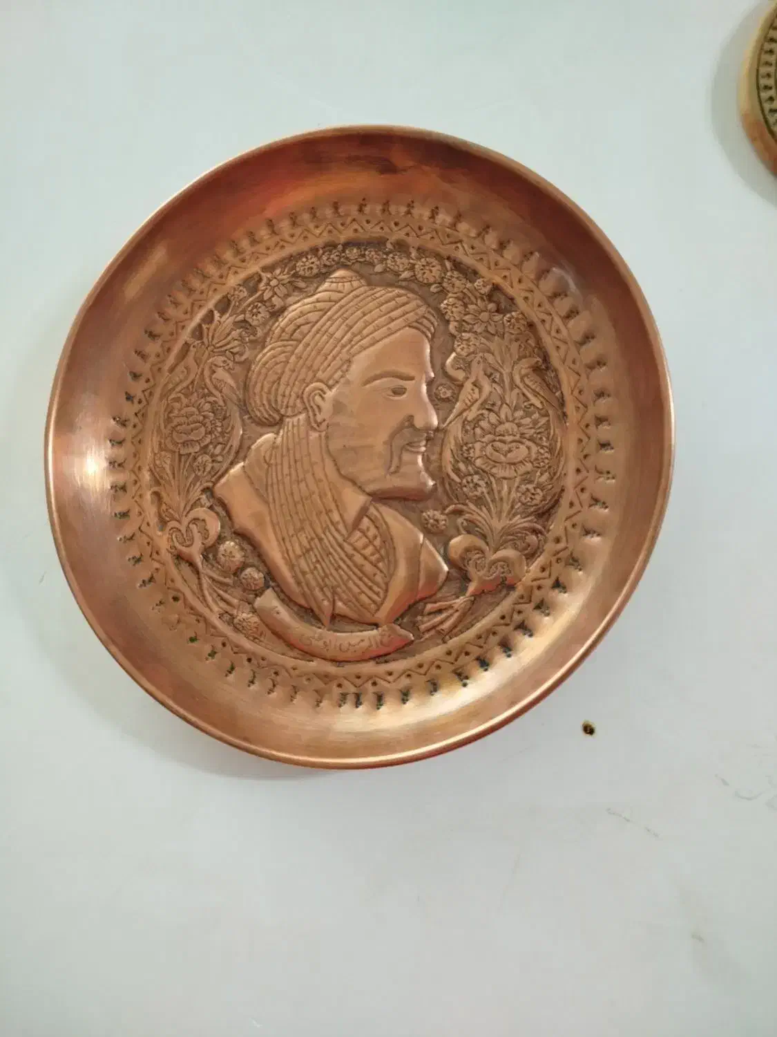 ظرف مسی قلم کاری عتیقه|کلکسیون اشیاء عتیقه|بروجرد, |دیوار