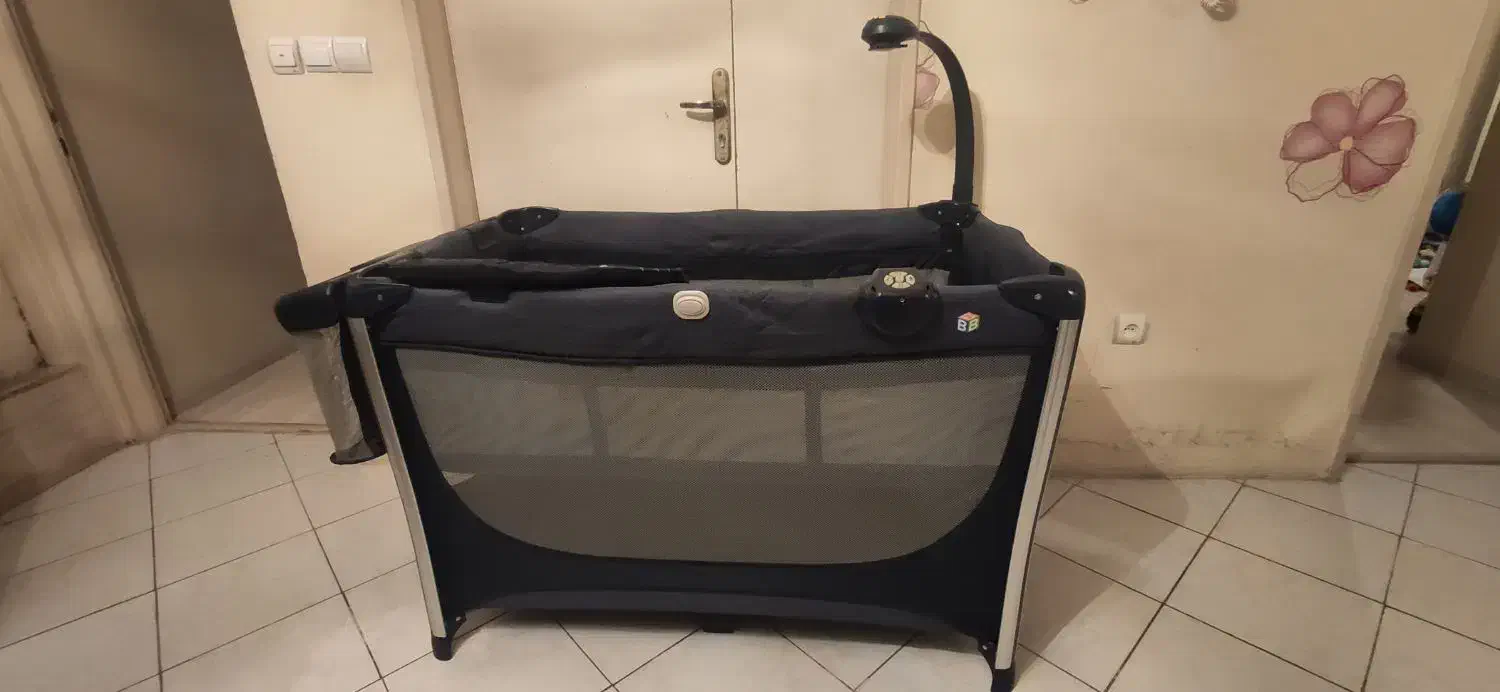 تخت پارک ، تخت کنار مادر برند babe|تخت و صندلی بچه|مشهد, فارغ التحصیلان|دیوار